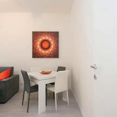 Navigli-design District Modern Flat * Milan