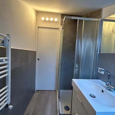 Mansarda Open Space Vicino Zona Isola Apartment