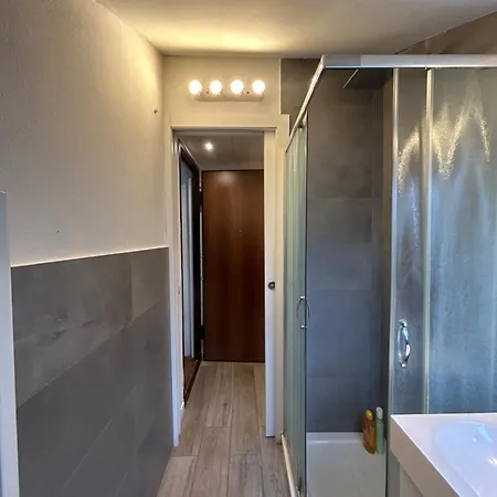 Apartment Mansarda Open Space Vicino Zona Isola