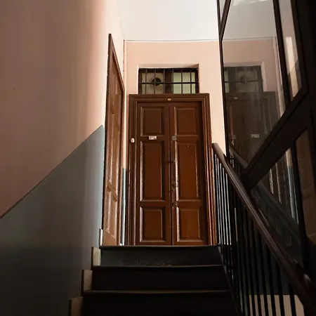 Elegante Bilocale In Zona Risorgimento 米兰