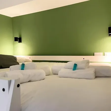 Suzzani 273 - Interno C1