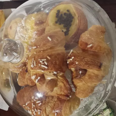 Panzió Luci A San Siro Milánó