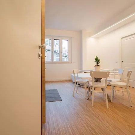 Apartment Chic In Nolo: Style And Comfort In