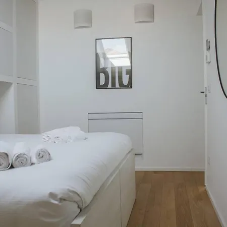 Duomo Modern Apartment
