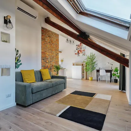 Ami's Terrace - New Gem In Citylife District Apartment