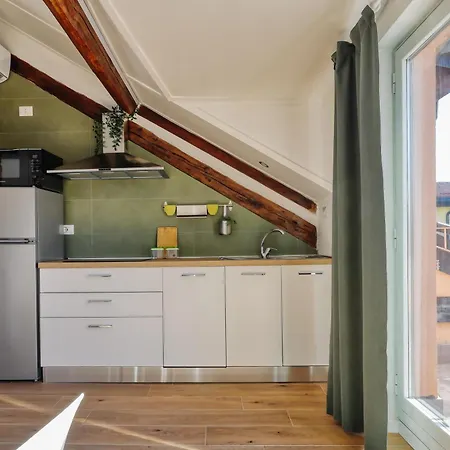 Ami's Terrace - New Gem In Citylife District * Milan