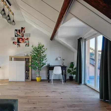 Apartment Ami's Terrace - New Gem In Citylife District Milan