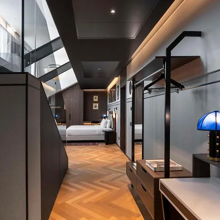 Hotell Palazzo Touring Club Milan, A Radisson Collection 5*