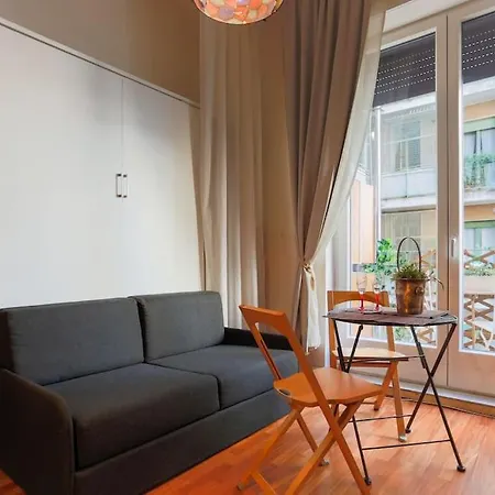 Porta Nuova Moscova: Cozy Near Duomo!
