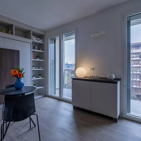 Duomo Space Free Parking - Private Gym- Metro شقة *