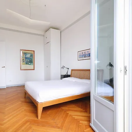 Joivy Deluxe Flat Near City Centre Διαμέρισμα Μιλάνο