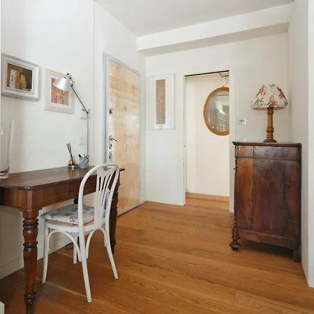 Joivy Delightful Family Flat With Terrace Apartment *