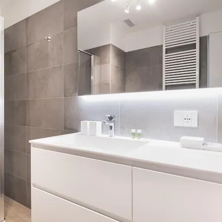 Easylife - - Macchi 61 - *