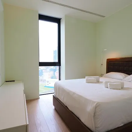 Elegant & Spacious In Solaria - View * Milán