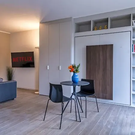 Duomo Space Free Parking - Private Gym- Metro شقة