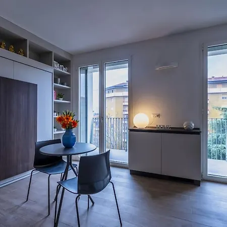 Duomo Space Free Parking - Private Gym- Metro شقة *