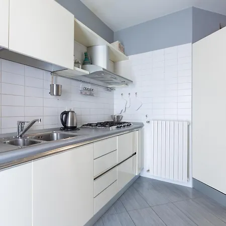 Piola Elegant And Stylish Flat For 4 * ميلان