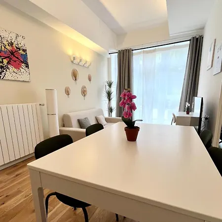R6 Modern House - Metro M1 Duomo-nolo-centrale