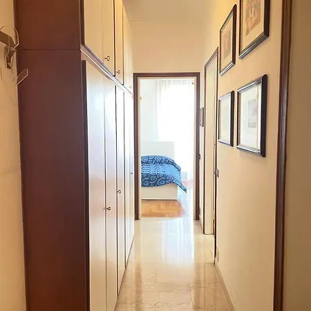 Apartament Luminoso Vista San Siro Mediolan