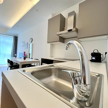 R6 Modern House - Metro M1 Duomo-nolo-centrale *