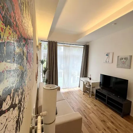 Appartement R6 Modern House - Metro M1 Duomo-nolo-centrale *
