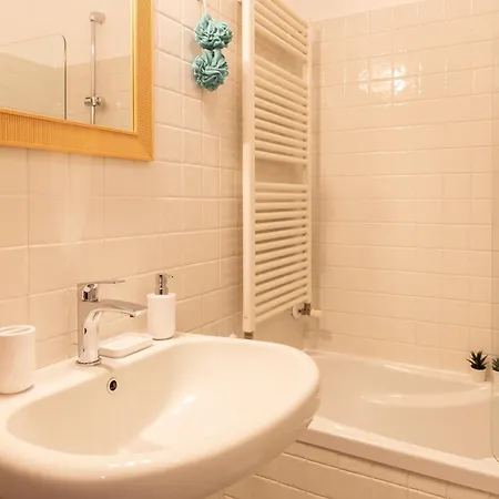 Urban Retreat - Isola District דירה *