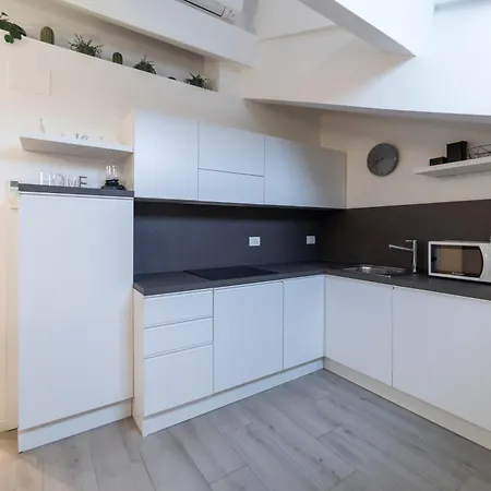 Appartamento Intrho Flat P.ta Romana Milano