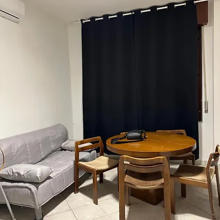 Jcube Precotto Appartement