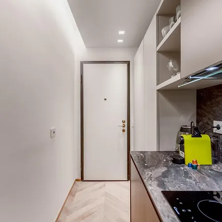 Luxury Skyview - Citylife - Mico *