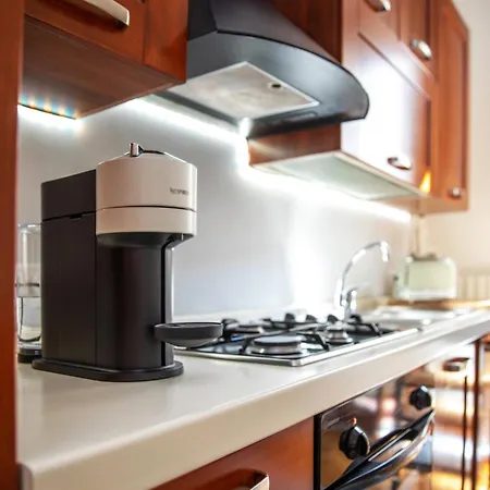 Milano, Bruna House Apartamento