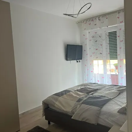 Apartament Happy House *