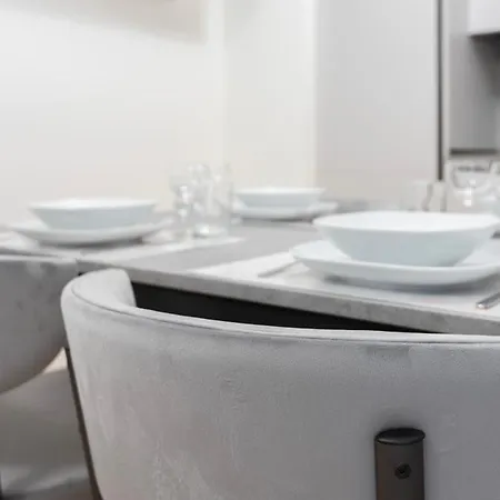 Italianway - Aspromonte 15 * Milan