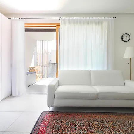 Luxury Con Terrazza, Palestra, Cowork & Box Privato