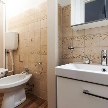 Casa Renoir 5 Minuti Da Duomo *