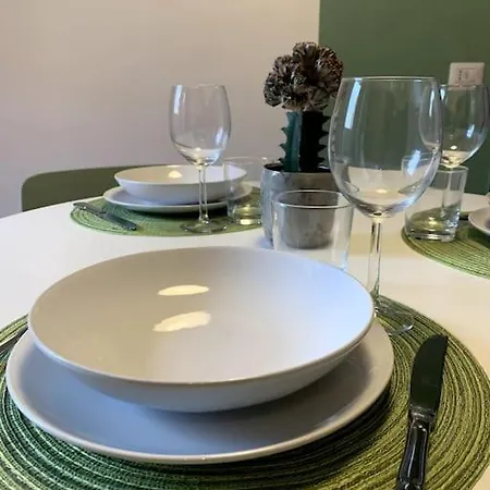 House - 20 Min From Center, Free Wifi And Private Parking Appartement *