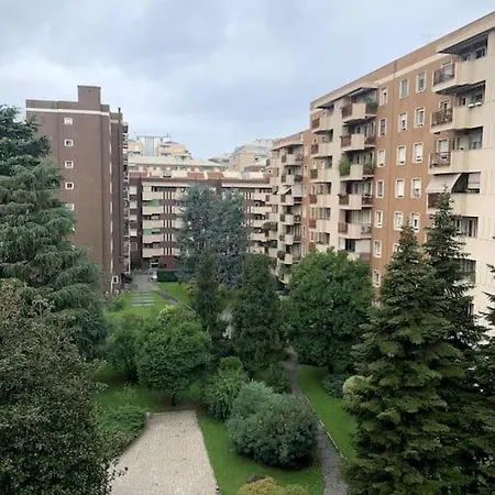 House - 20 Min From Center, Free Wifi And Private Parking *