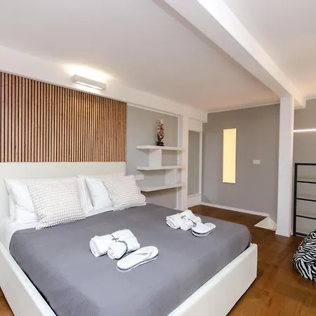 Vivimihome - Alexander *