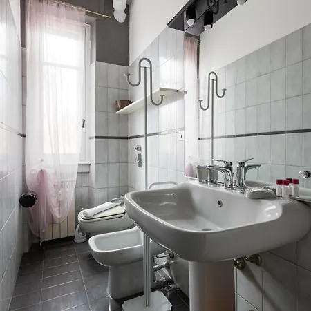 De Angeli M1 - Colorful With Balcony!