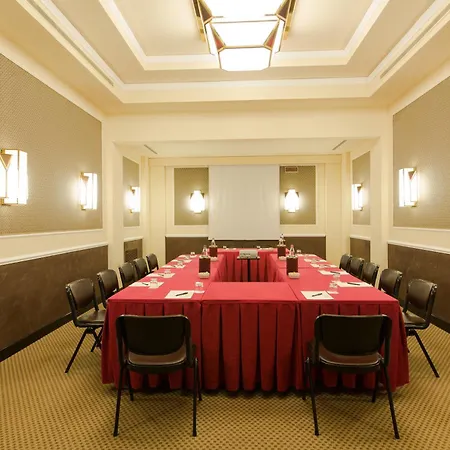 Hotel Doria Grand Milan