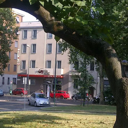 Hotel Susa 3*