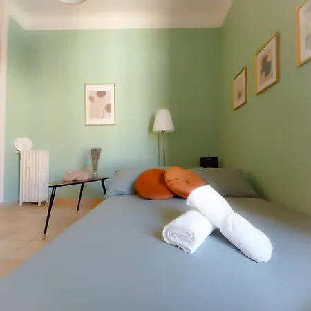 Appartement Charming City Lifefiera Milaan