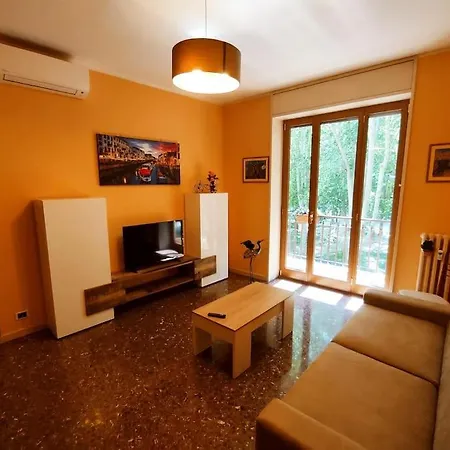 Apartament Mi Affaccio Sulla Piazza *