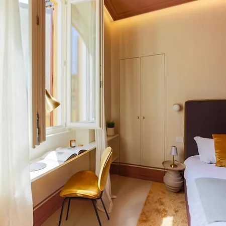 The Rent - Modern One-bedroom In The Lively Heart Of Brera ミラノ