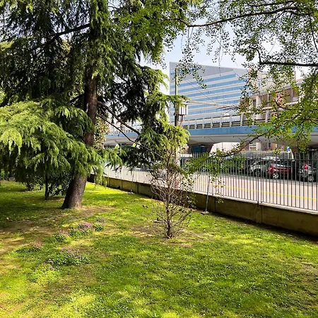 Jabu Wifi Gigabit Fiera Rho Lägenhet *