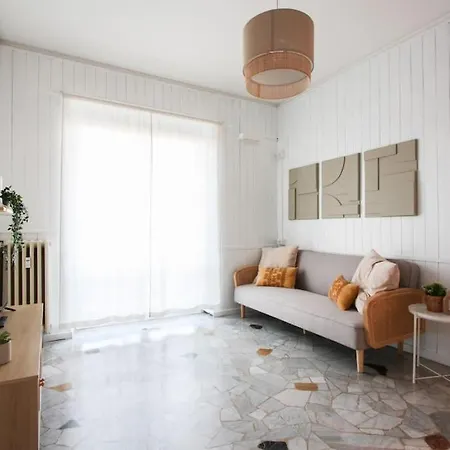 Primaticcio Metro E Aria Condizionata Apartman