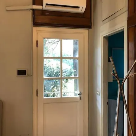 Quiet 1 Bedroom Garden Views * Milán