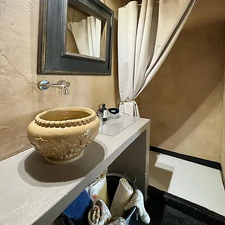 Navigli-porta Genova-musei Milano Centrale