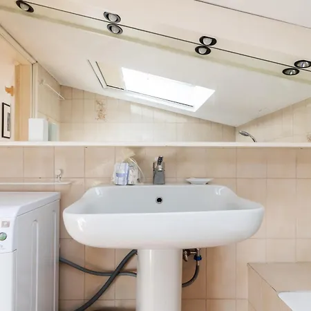 Elegante Bilocale Con Postazione Lavoro San Babila Apartament *