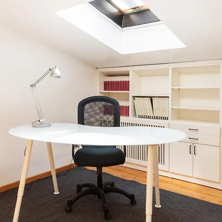 Apartament Elegante Bilocale Con Postazione Lavoro San Babila *