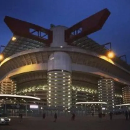 Moderno San Siro Милан